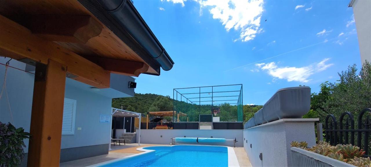 Villa Freya - Vacation House Slatine Kültér fotó