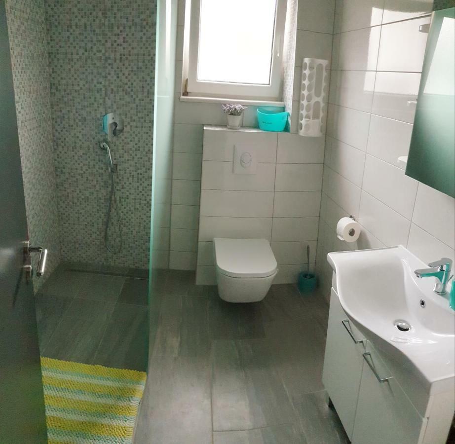 Villa Freya - Vacation House Slatine Kültér fotó